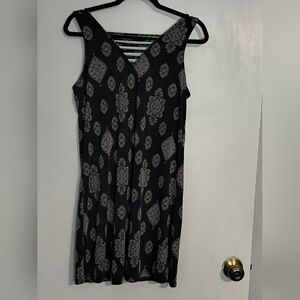 Pink Republic Sleeveless Dark Blue And Cream Patterned Dress